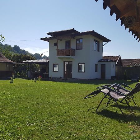 La Bunicu Villa Половраги Екстериор снимка